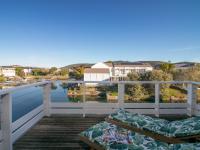  of property in Thesen Island