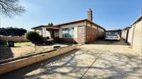 Front View of property in Rosettenville