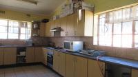 Kitchen - 24 square meters of property in Rosettenville