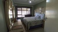 Bed Room 3 - 21 square meters of property in Dawncrest