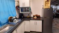 Kitchen of property in Gonubie