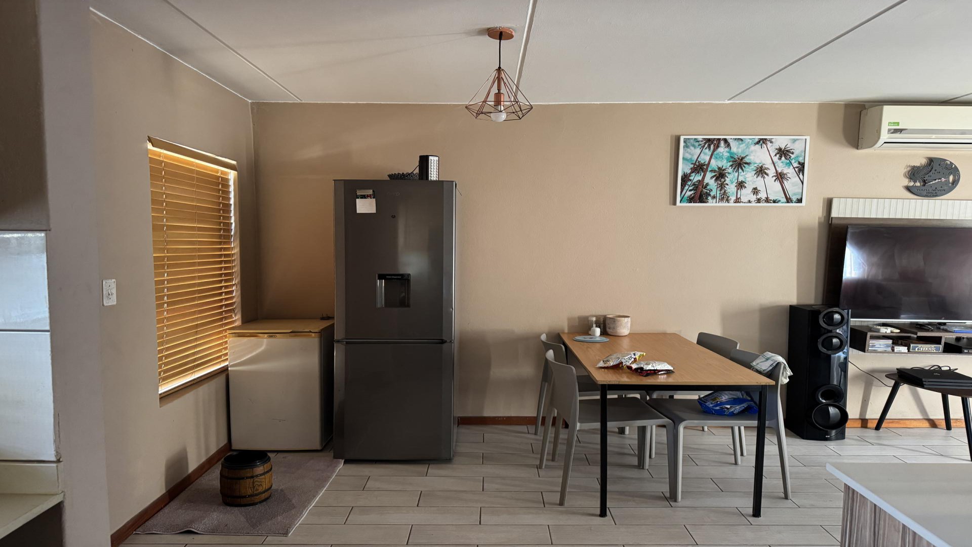 Dining Room of property in Wilgeheuwel 