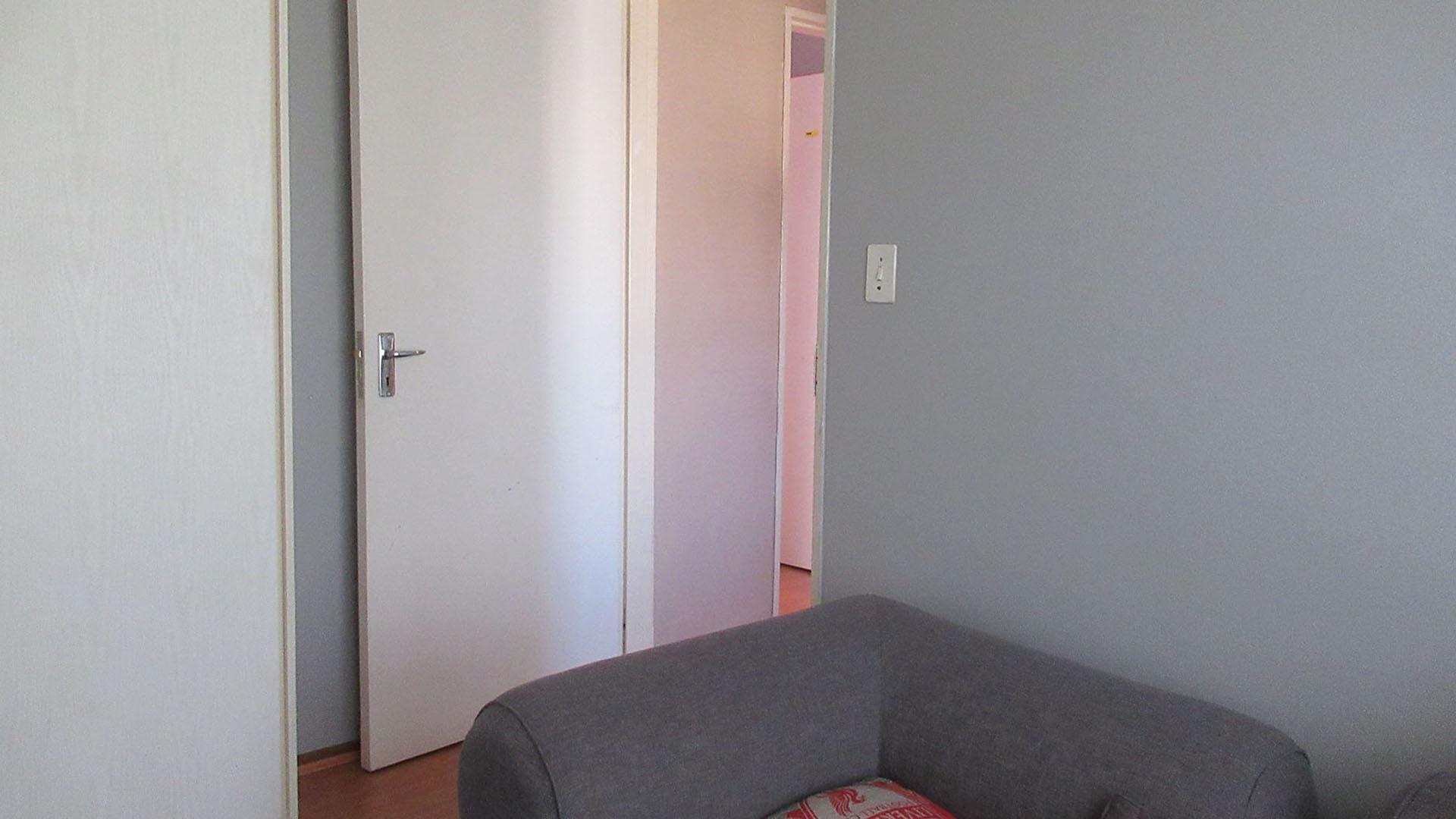Bed Room 2 - 8 square meters of property in Wilgeheuwel 