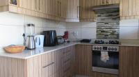 Kitchen - 7 square meters of property in Wilgeheuwel 