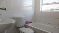 Bathroom 1 - 4 square meters of property in Wilgeheuwel 