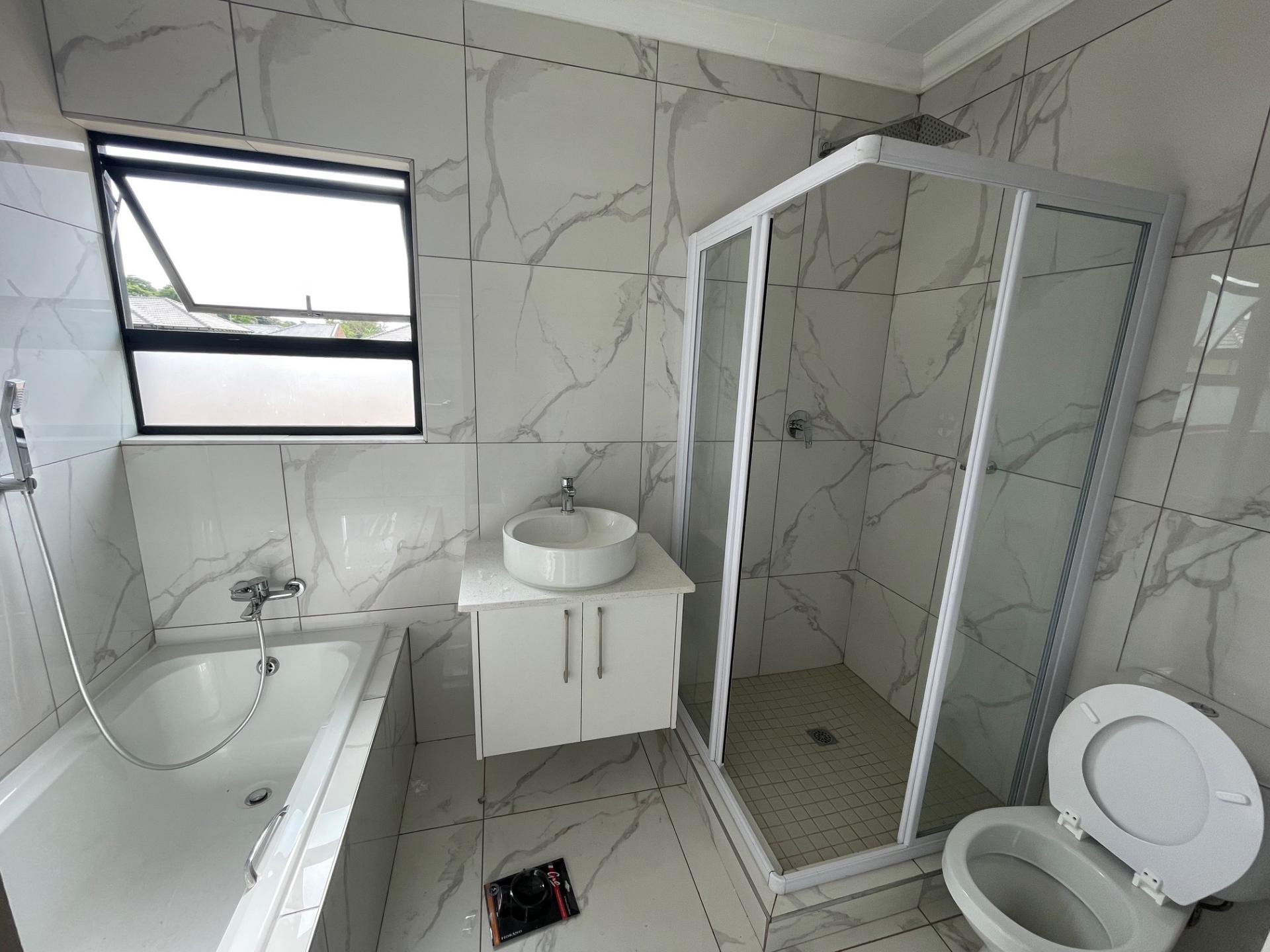  of property in Heatherview