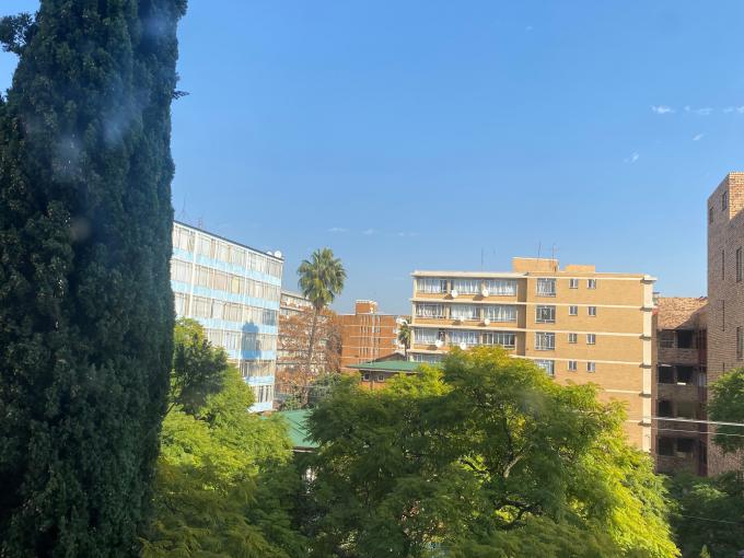 2 Bedroom Apartment for Sale For Sale in Sunnyside - MR714455