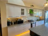  of property in Vredehoek