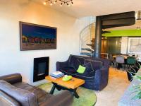  of property in Vredehoek
