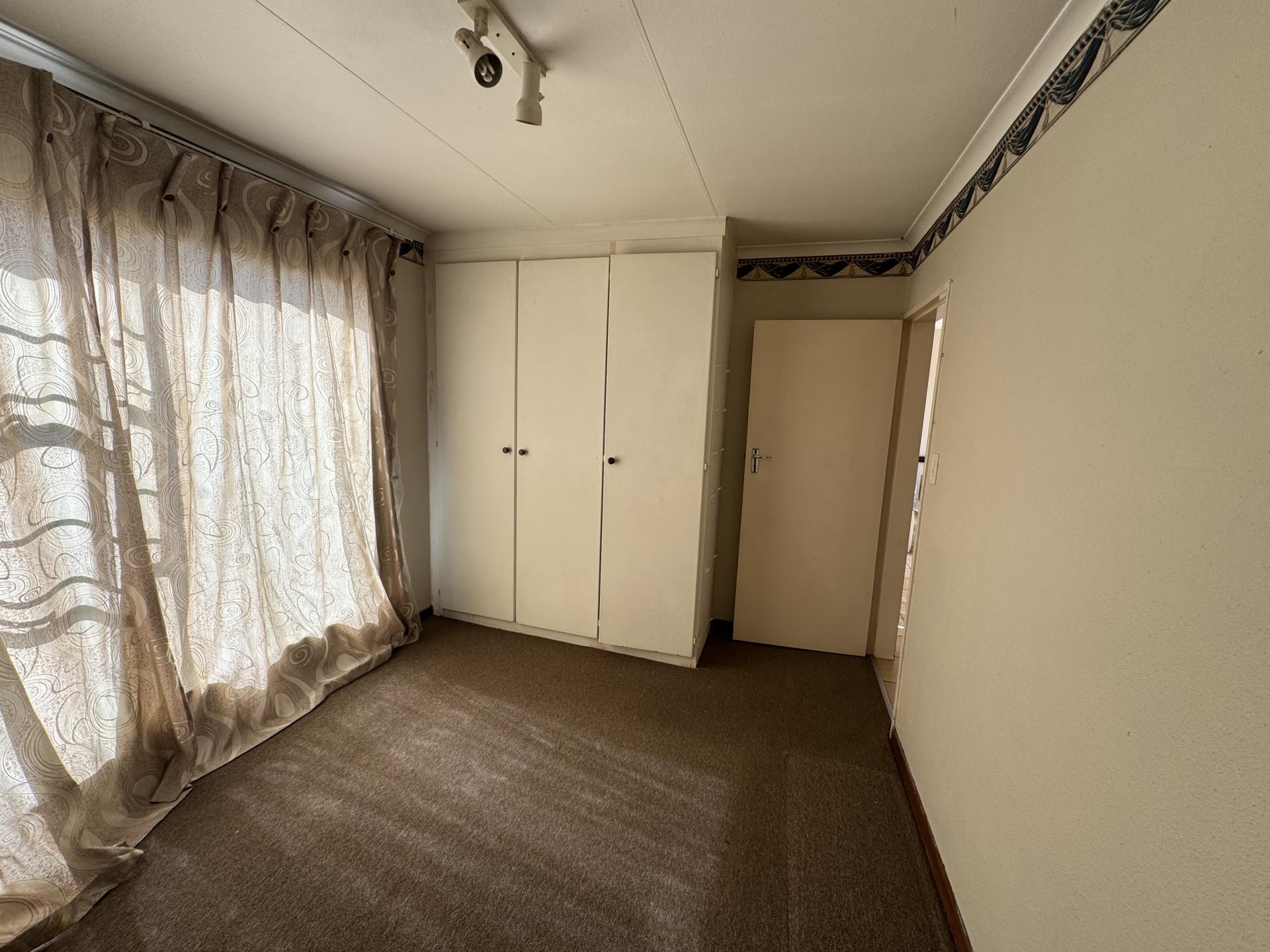  of property in Carenvale
