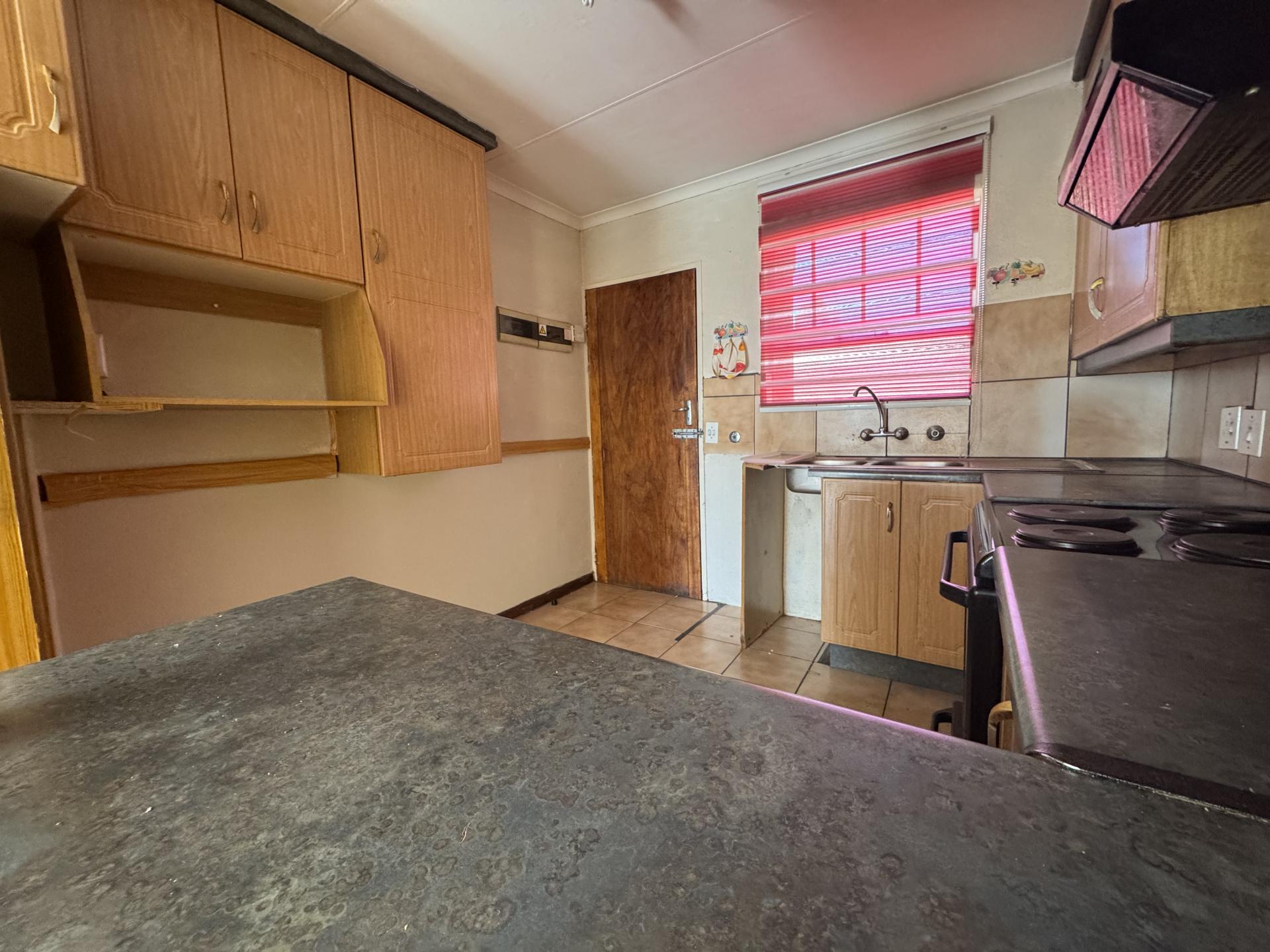  of property in Carenvale
