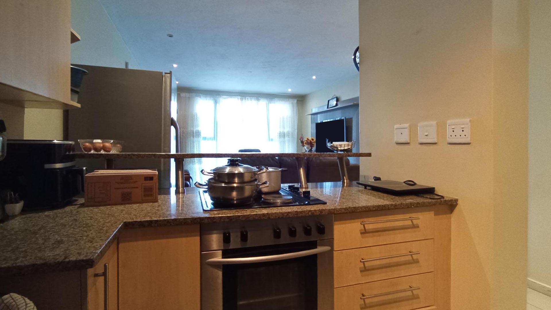 Kitchen - 7 square meters of property in Amberfield