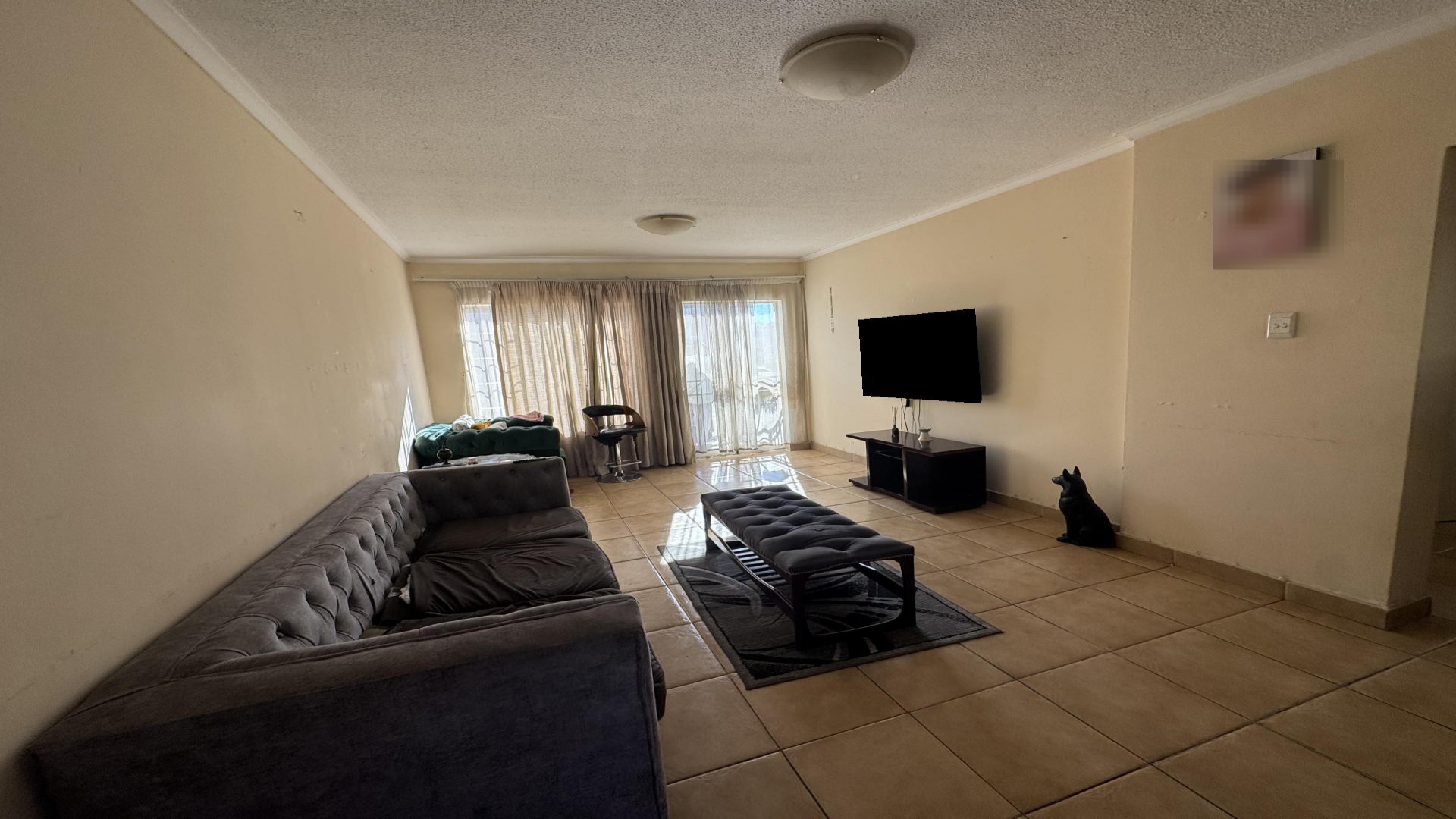 Lounges of property in Meredale