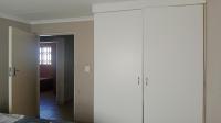 Bed Room 2 of property in Akasia