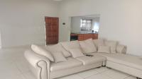 Lounges of property in Akasia