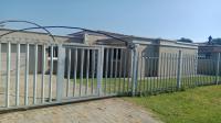 Front View of property in Akasia