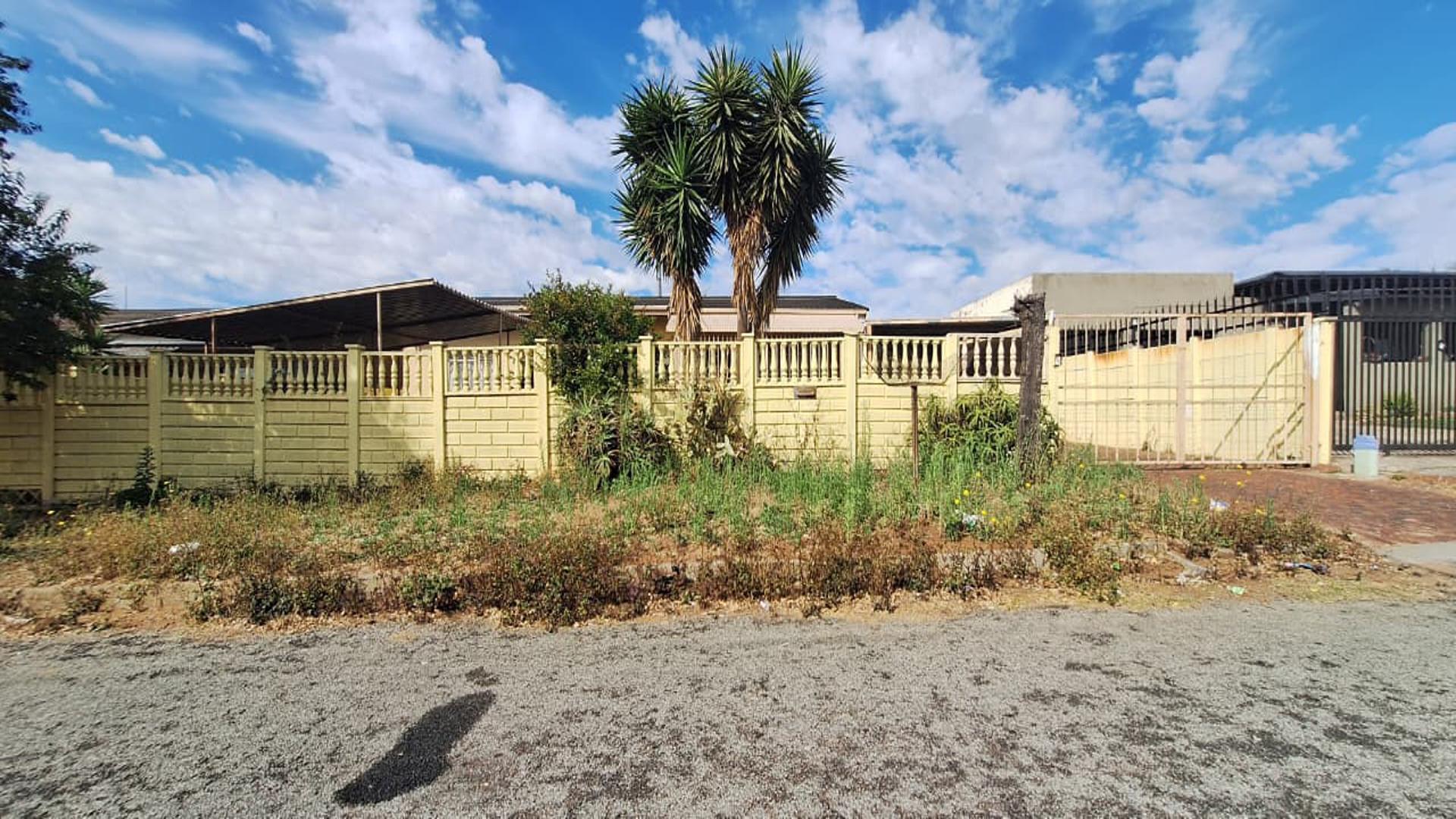 Front View of property in Germiston