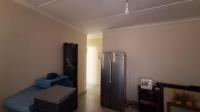 Lounges - 39 square meters of property in Germiston
