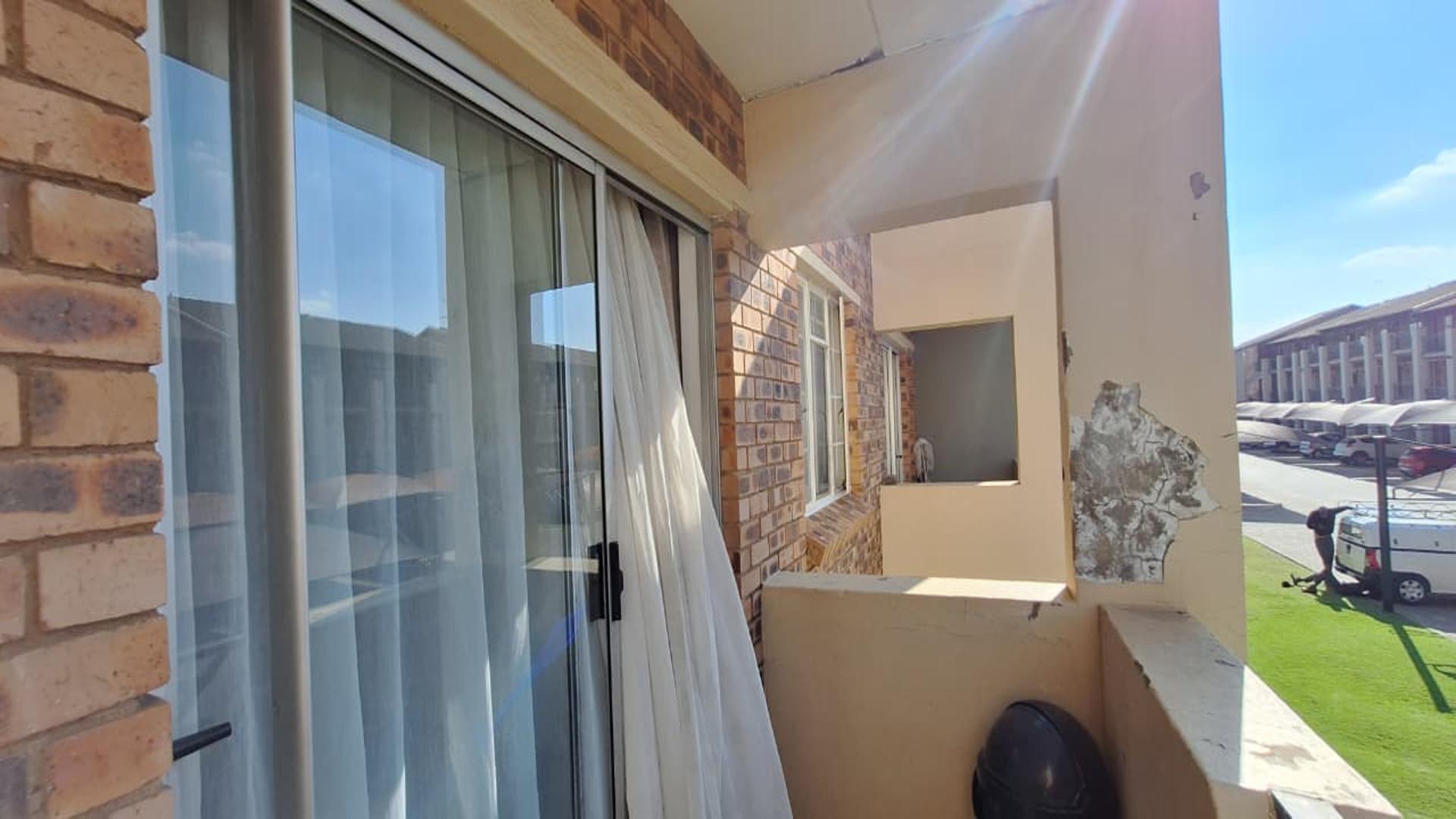 Balcony - 4 square meters of property in Comet