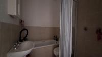 Bathroom 1 - 6 square meters of property in Comet