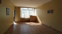 Lounges - 26 square meters of property in Sunnyside