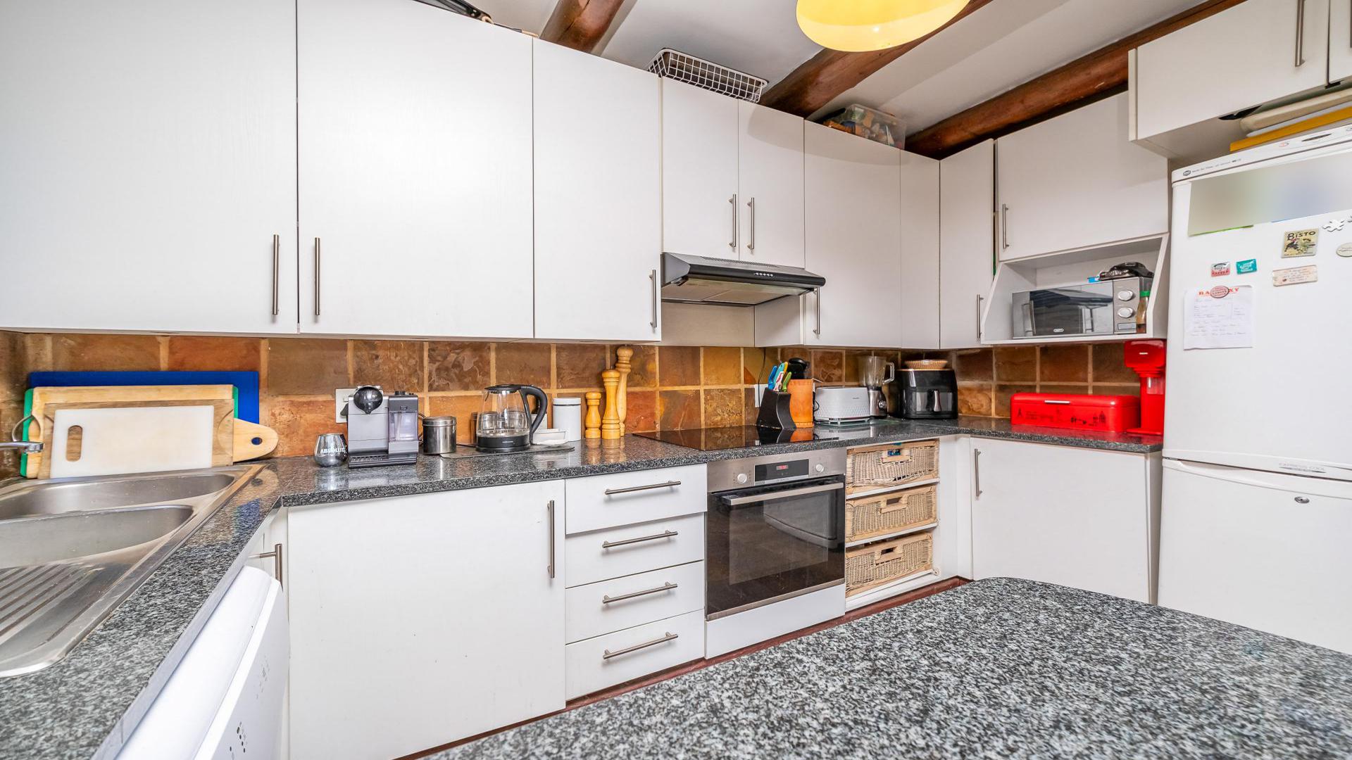 Kitchen of property in Blandford Ridge A.H.