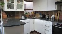 Kitchen - 9 square meters of property in North Riding