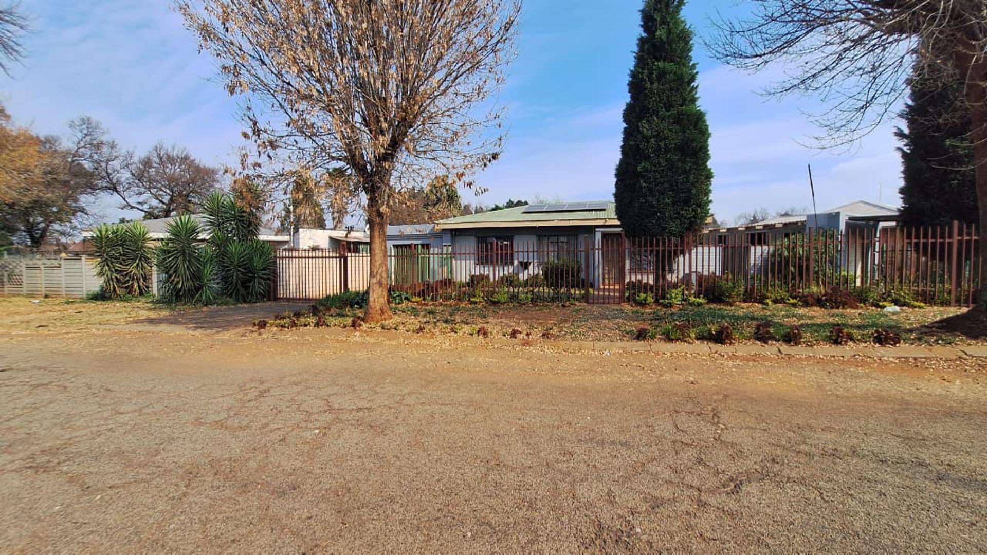 Front View of property in Vanderbijlpark