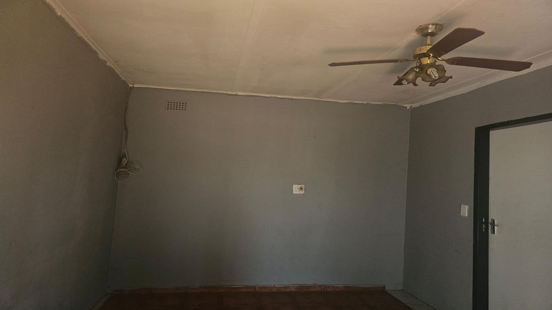 Bed Room 1 of property in Vanderbijlpark
