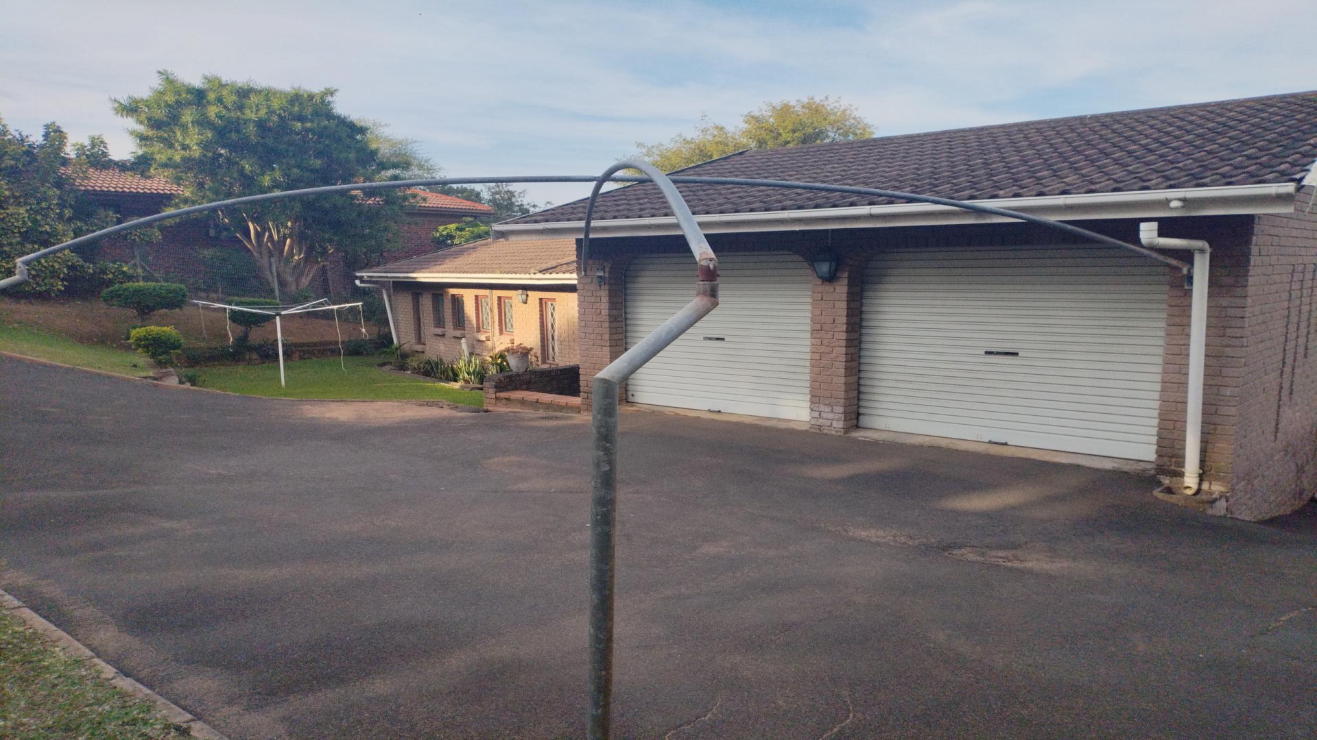 Garage of property in Doon Heights