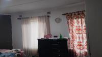 Bed Room 1 of property in Doon Heights