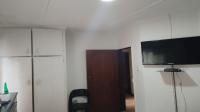 Bed Room 1 of property in Doon Heights