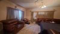 Lounges of property in Phoenix