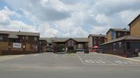 Front View of property in Alveda