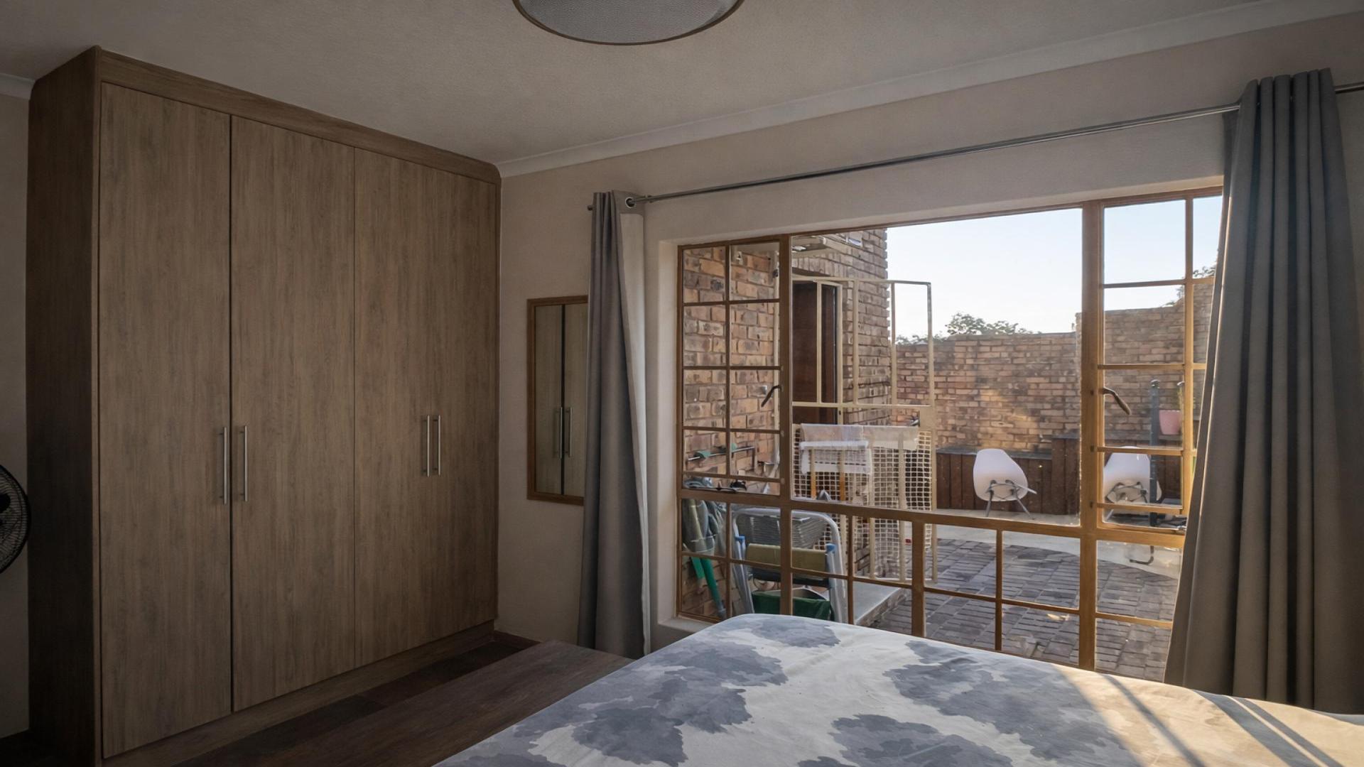 Bed Room 3 of property in Nelspruit Central