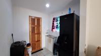 Kitchen - 8 square meters of property in Savanna City