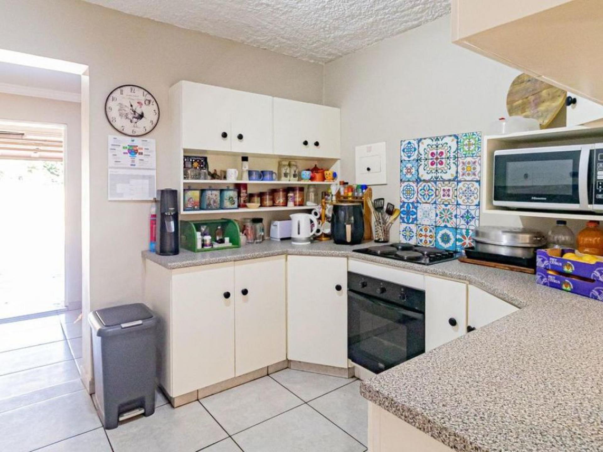  of property in Elarduspark