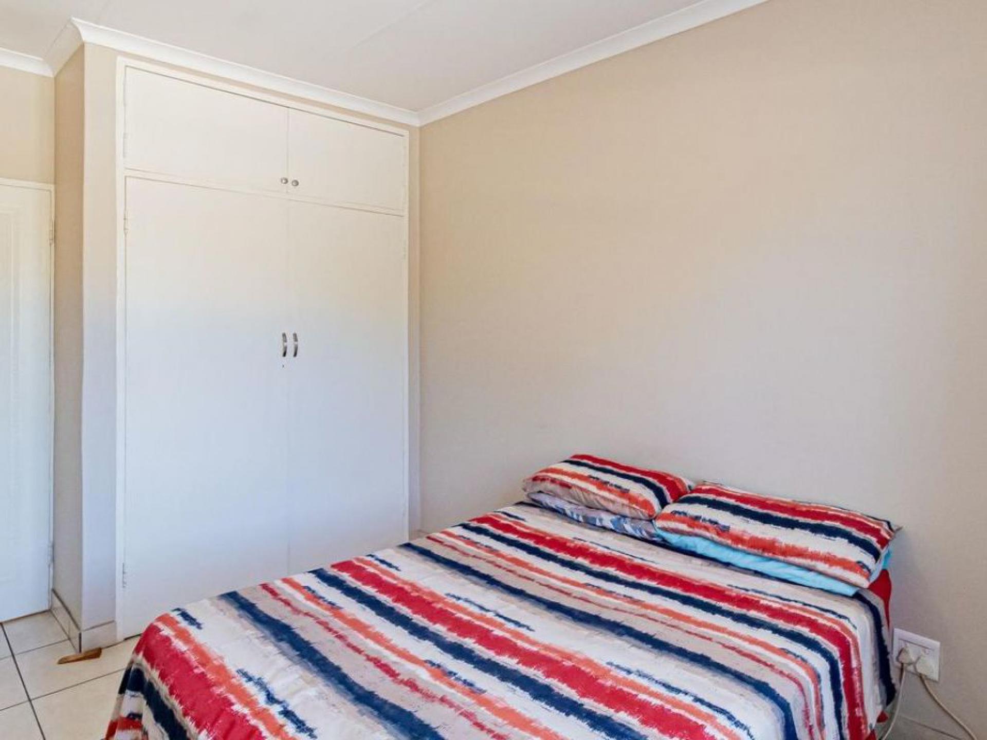  of property in Elarduspark