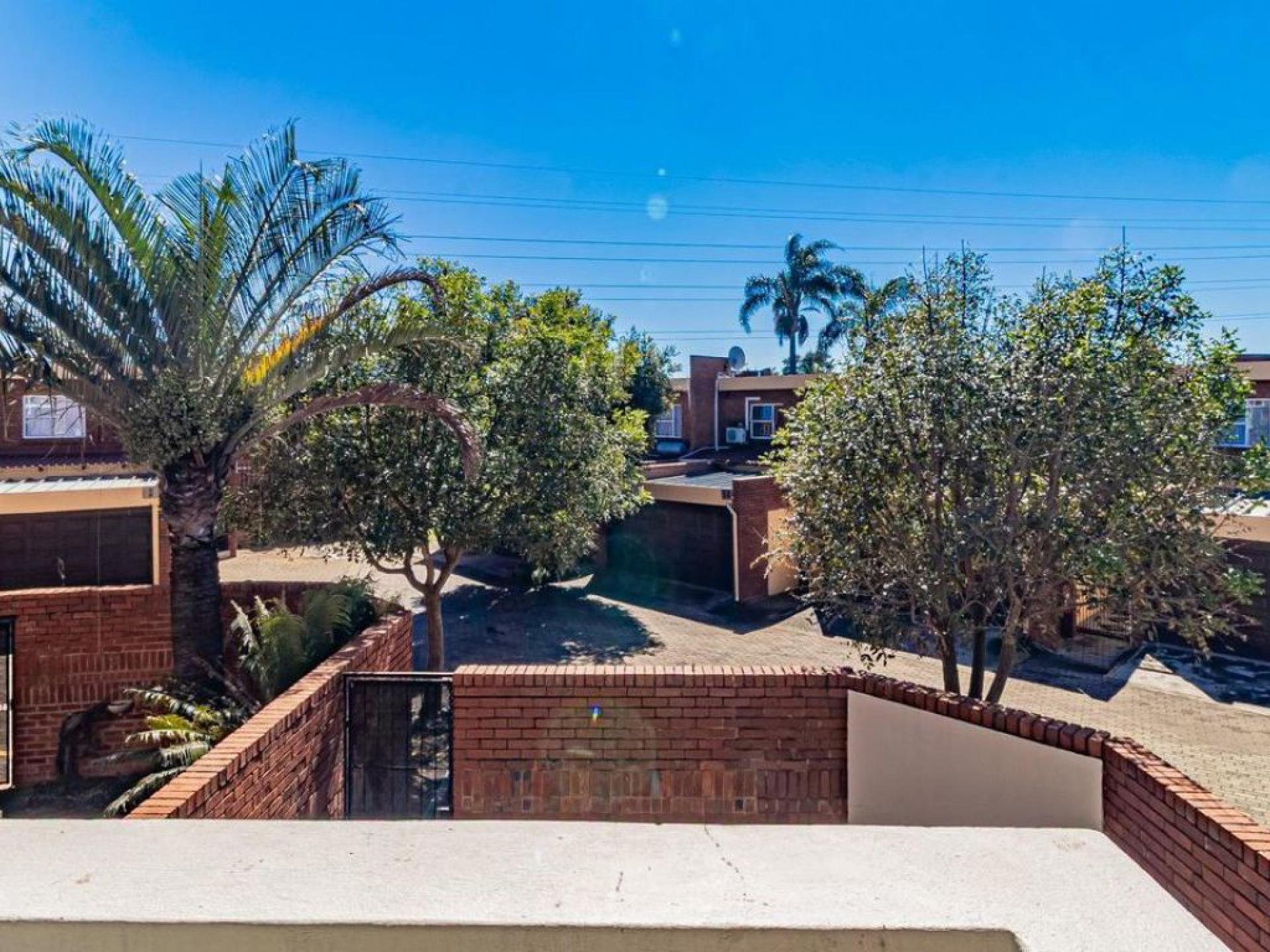  of property in Elarduspark