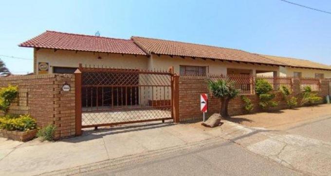 3 Bedroom House for Sale For Sale in Mabopane - MR714599