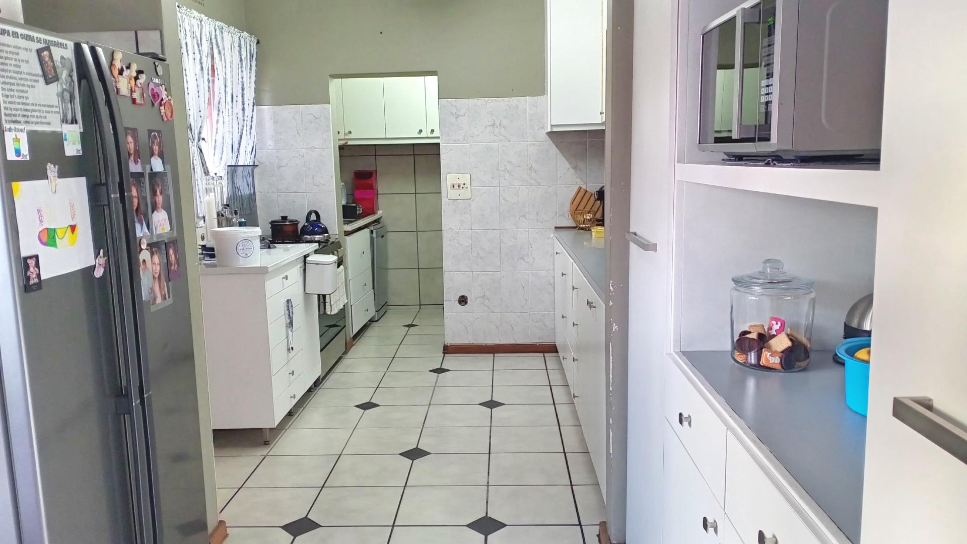  of property in Saldanha