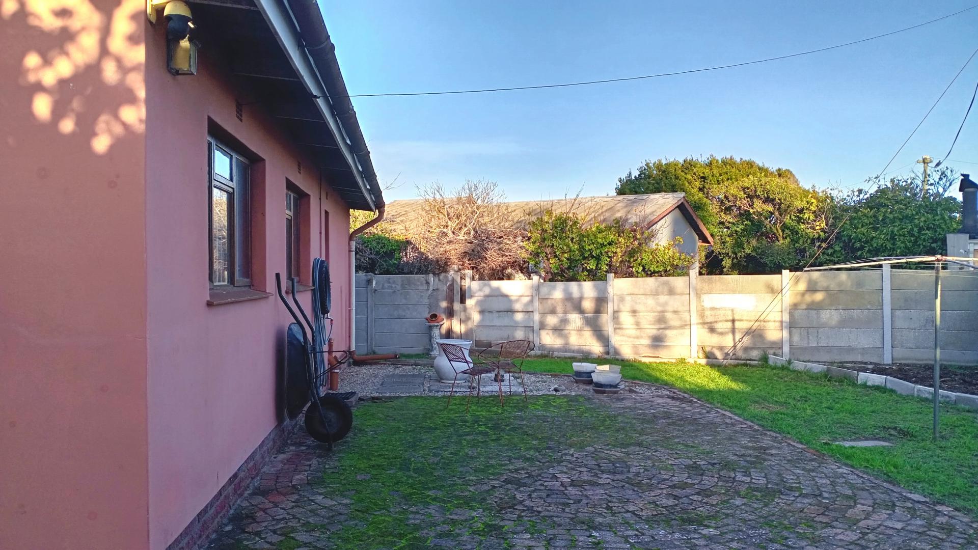  of property in Saldanha