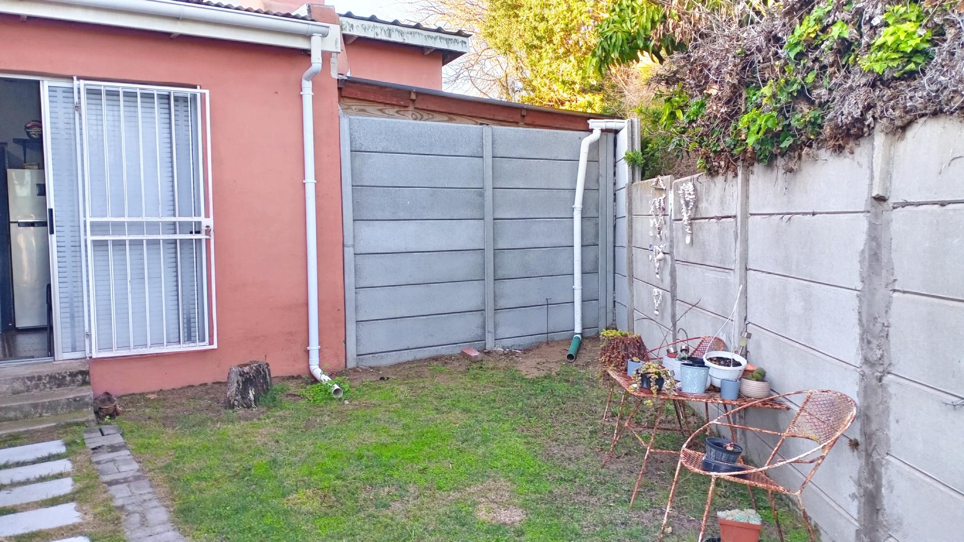  of property in Saldanha
