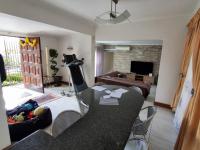  of property in Glenvista