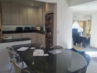  of property in Glenvista