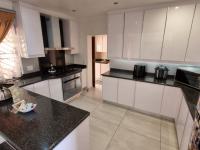  of property in Glenvista