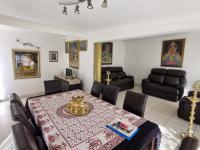  of property in Glenvista