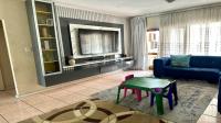 Lounges of property in Corlett Gardens