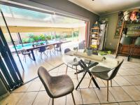  of property in Amberfield Valley