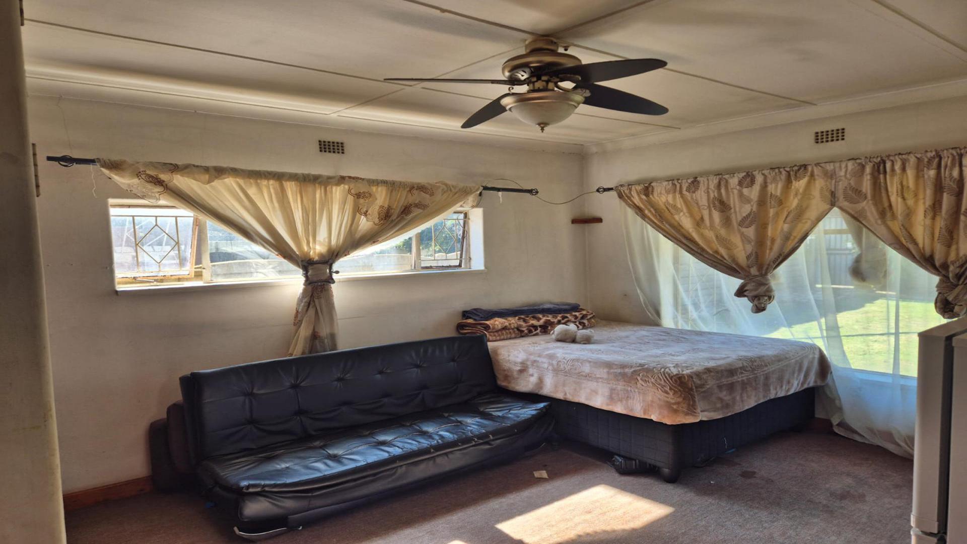 Bed Room 2 of property in Rhodesfield